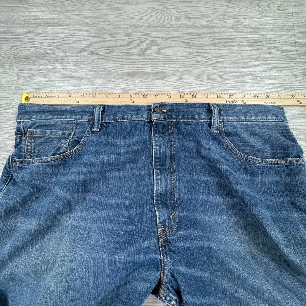Levis orders ship